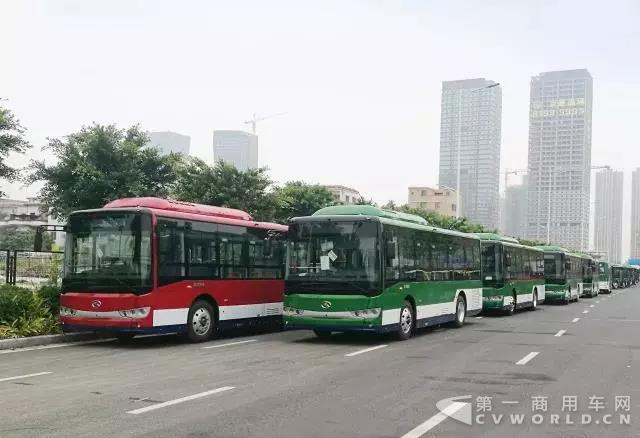 189輛！廣東佛山南海區(qū)迎來最大批量純電動公交2.jpg