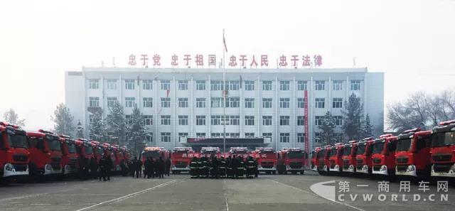 舒適性、實(shí)用性再提升，2018款HOWO-T5G雙排駕駛室重磅上市1.jpg