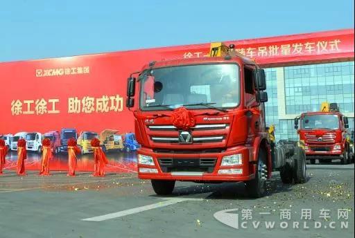 徐工一體化隨車吊再創(chuàng)佳績3.jpg
