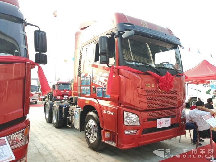 解放JH6牽引車.jpg