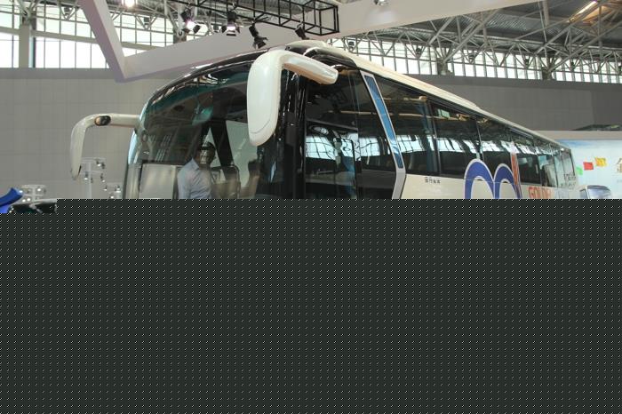 XML6102、6112、6122金旅新凱哥系列豪華大型客車.jpg