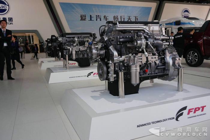 無(wú)懼國(guó)六挑戰(zhàn)！ 上菲紅車(chē)展秀核心技術(shù)1.jpg