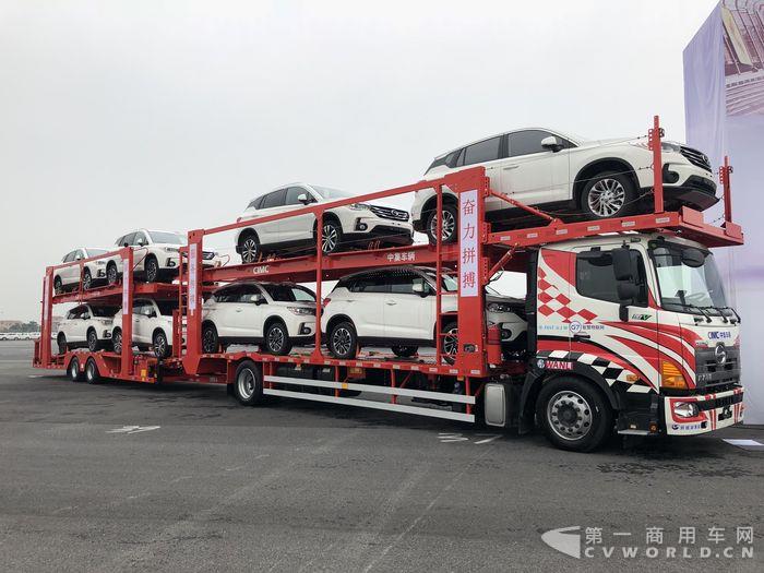 中置軸轎運(yùn)車1.jpg