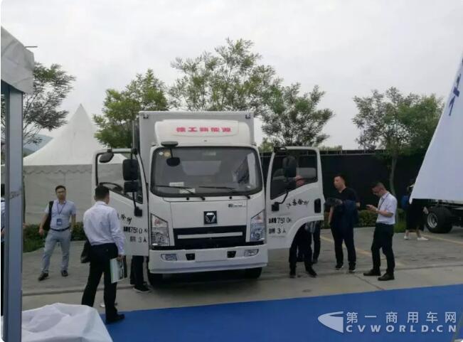 徐工純電動輕卡3.jpg