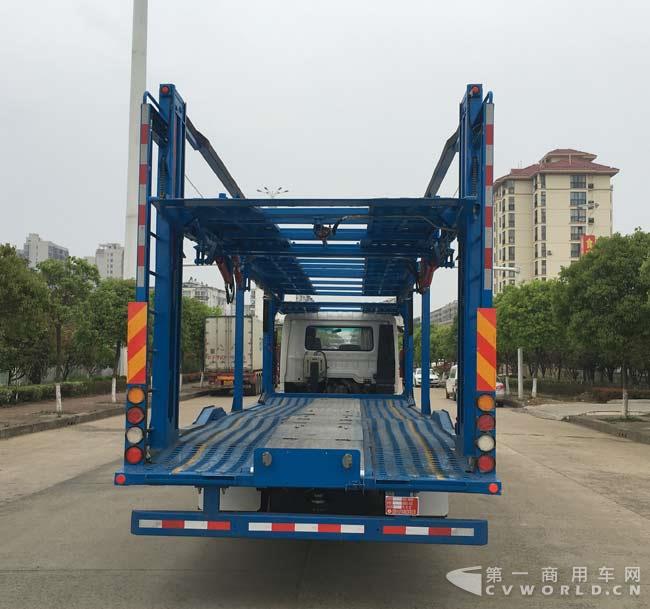 中置軸轎運車1.jpg