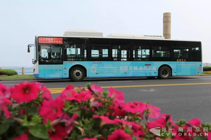 向世界展示中國方案，比亞迪客車贊助上合組織青島峰會1.jpg