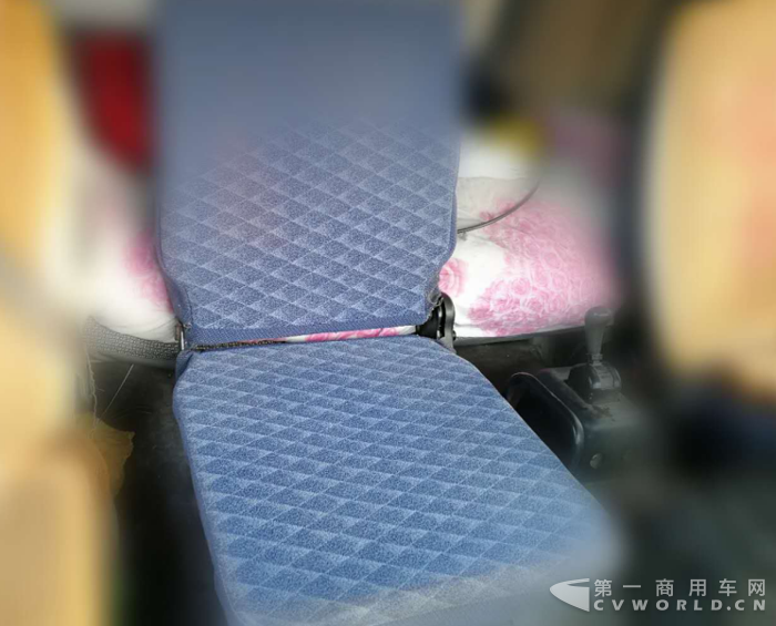淋水器小8擋造不壞的發(fā)動機(jī)  解放J5那些只屬于老司機(jī)的記憶……1.png