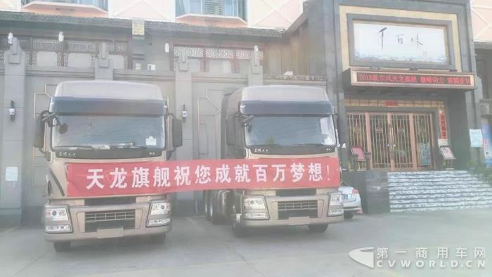 品鑒會(huì)上感受ISZ發(fā)動(dòng)機(jī)非凡動(dòng)力.jpg