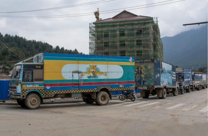 尼泊爾卡車10.jpg