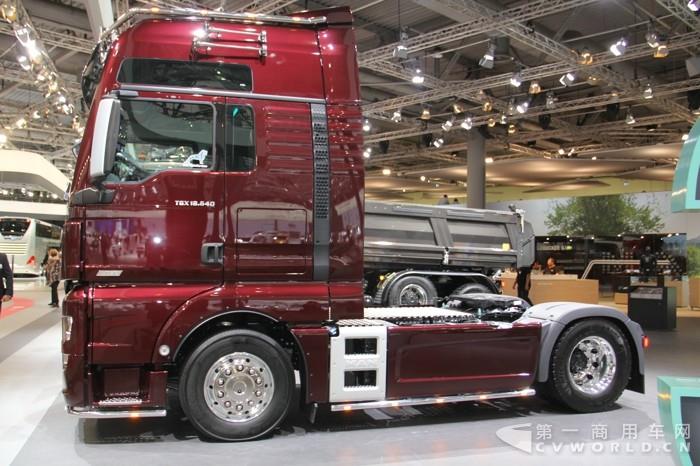 曼恩TGX 18.640b.jpg
