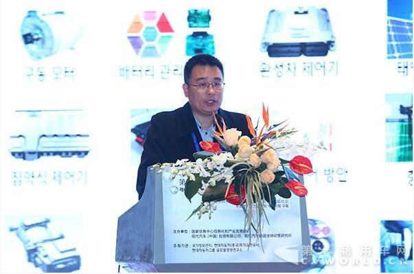 宇通領導.jpg
