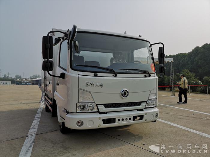 東風(fēng)天錦純電動物流車_副本.jpg