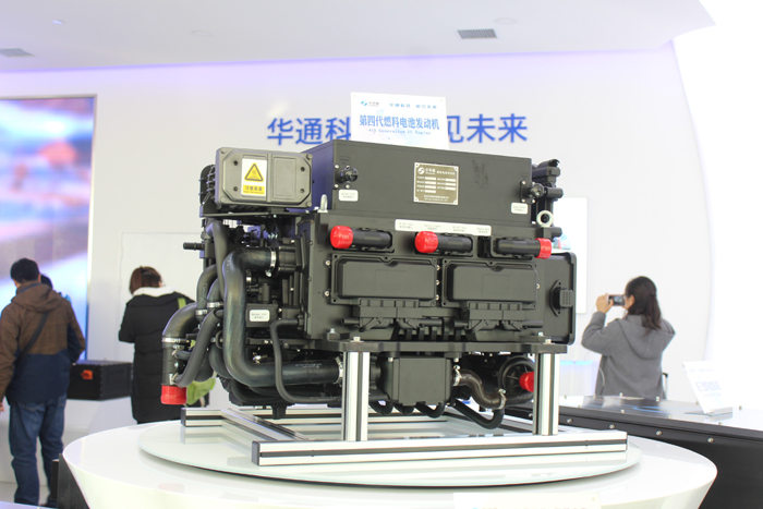 億華通第四代燃料電池發(fā)動(dòng)機(jī)2.jpg
