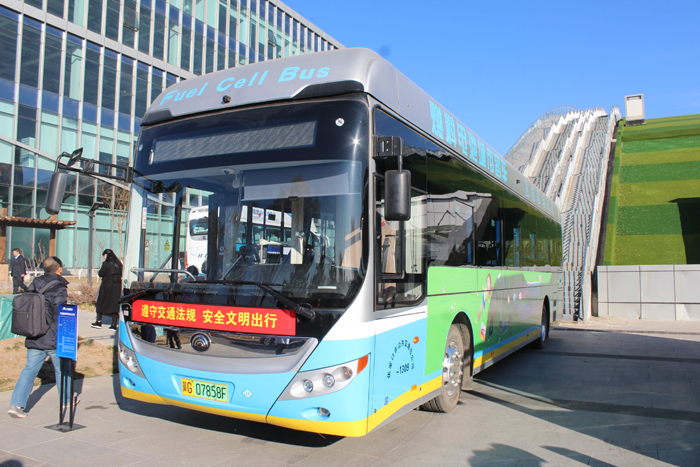 宇通氫燃料電池城市客車2.jpg