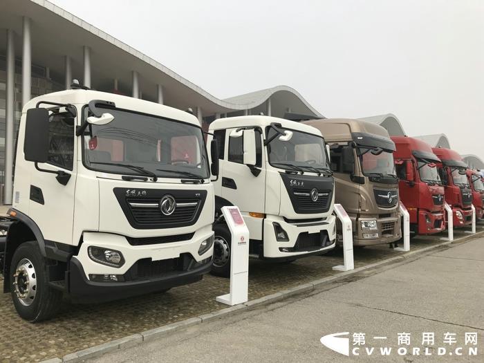 現(xiàn)場展車22.jpg
