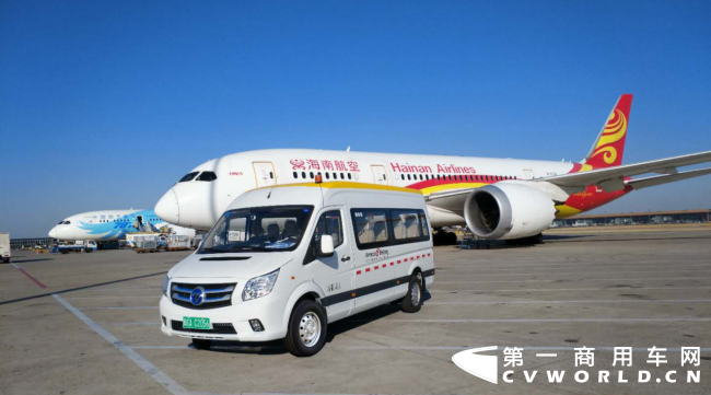 【定稿-機場交車】助力打贏藍(lán)天保衛(wèi)戰(zhàn) 10臺福田圖雅諾EV純電動交付首都機場0314v3.1182.png