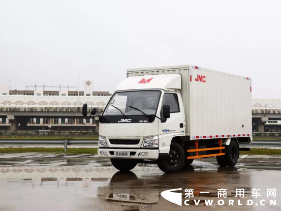 少花錢多辦事，這款不用踩離合、不熄火、省油的輕卡你愛嗎？711.png