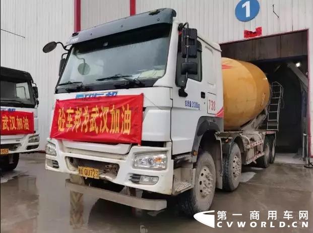 【第一商用車網(wǎng) 原創(chuàng)】面對“新型冠狀病毒肺炎”這場突然而至的疫情，江鈴、東風(fēng)、江淮、一汽、福田、上汽、廣汽、重汽、聯(lián)合卡車、宇通、徐工等國內(nèi)車企們或自發(fā)組織，或響應(yīng)號召，均積極投入到這場攻堅戰(zhàn)中。