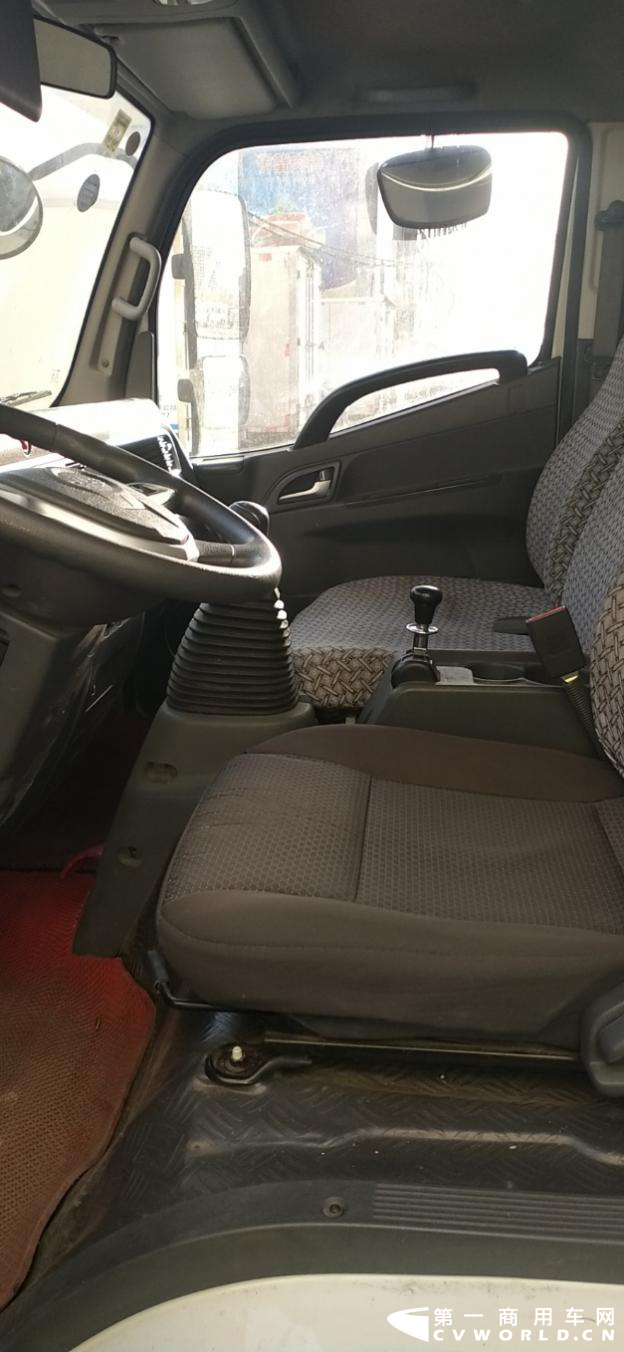 駿鈴冷鏈車7.png