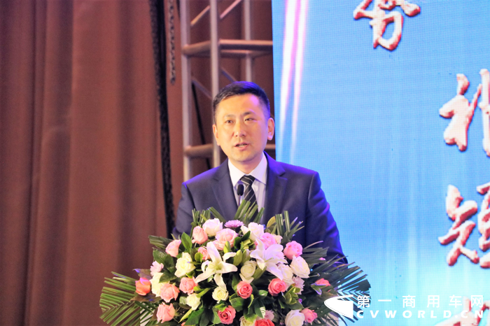 陜汽重卡2.png