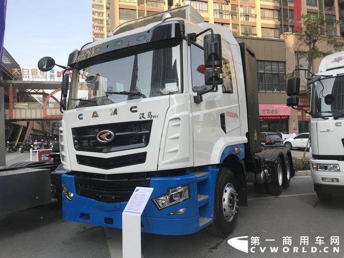 華菱純電動牽引運輸車.jpg
