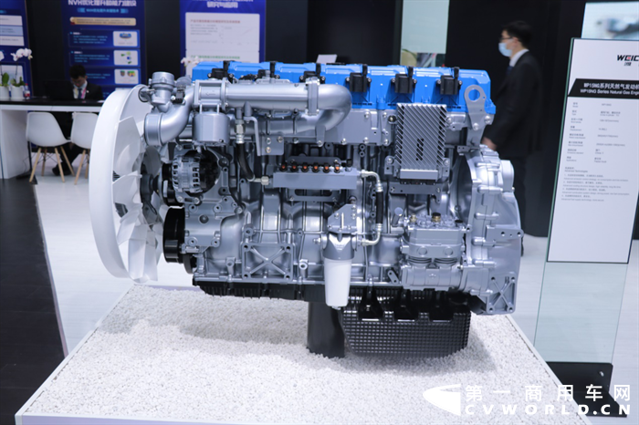 【第一商用車網 原創(chuàng)】2021年4月21日，第二屆世界內燃機大會展覽會在濟南開幕。本屆大會以“綠色、高效、智能、可靠”為主題，繼續(xù)聚焦內燃機產業(yè)未來發(fā)展之路，旨在促進內燃機技術創(chuàng)新、商業(yè)模式創(chuàng)新以及相關方的密切合作，推動內燃機全產業(yè)鏈協(xié)同、創(chuàng)新發(fā)展。

