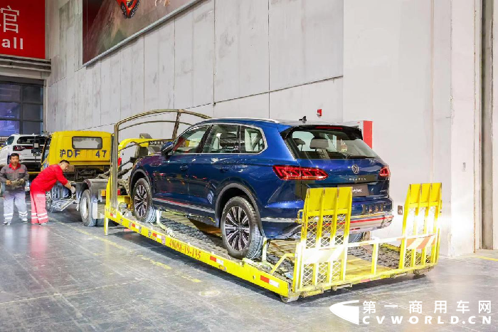 1000家汽車商、1310輛展車、36萬平米展廳，128輛全球首發(fā)車輛……