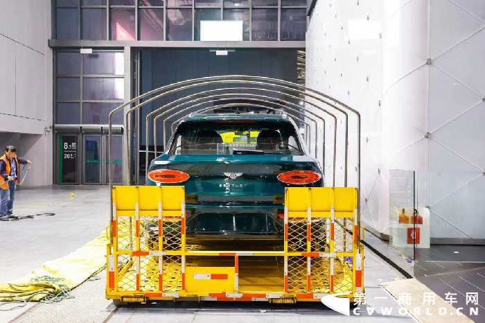 1000家汽車商、1310輛展車、36萬平米展廳，128輛全球首發(fā)車輛……