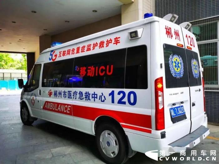 新全順智慧救護(hù)車服務(wù)全國(guó)，移動(dòng)ICU實(shí)現(xiàn)“上車即入院”3.webp.jpg