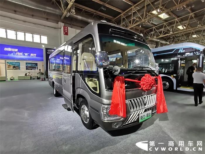 曉蘭·順達(dá)客車(chē).webp.jpg