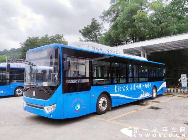 吉利星際客車再次批量交付貴陽(yáng)4.jpg