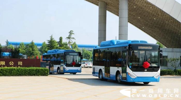 近日，211輛中通客車正式發(fā)往亞美尼亞首都埃里溫市，以更綠色、舒適、便捷的服務(wù)，助力當(dāng)?shù)厝嗣窆步煌ǔ鲂小?></a></li><li><a href=
