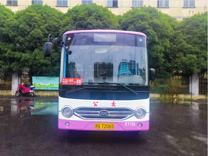 安凱客車2.png