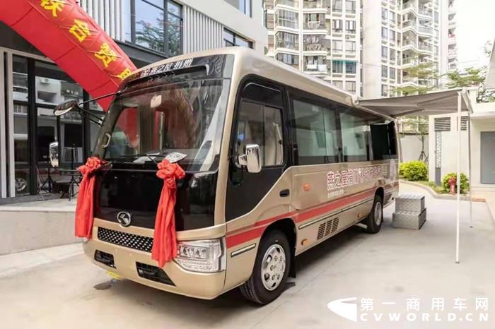 2021年1-8月，客車市場(chǎng)實(shí)現(xiàn)近年罕見的“8連增”，但實(shí)際上“8連增”的只有輕客市場(chǎng)一個(gè)細(xì)分市場(chǎng)而已。