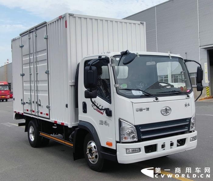 解放輕卡廂式運(yùn)輸車.jpg
