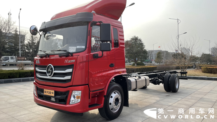 陜汽輕卡2022商務(wù)年會展車10.png
