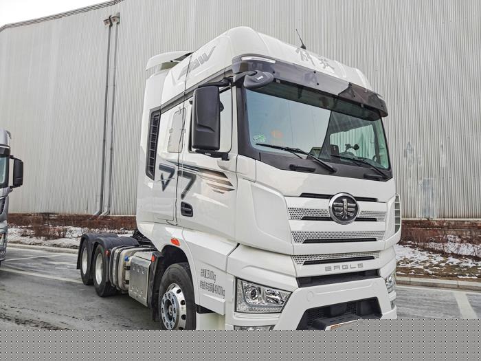 J7 L2+智能牽引車.jpg