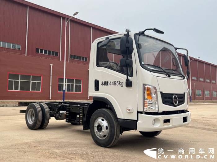 新能源卡車3.png