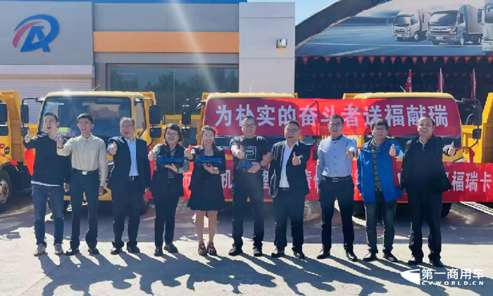 東風輕型車與內(nèi)蒙古多家大客戶達成合作4.png