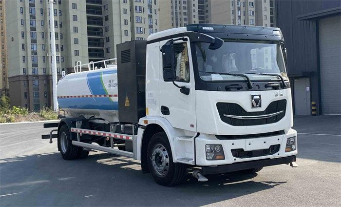 【第一商用車網(wǎng)】根據(jù)最新數(shù)據(jù)統(tǒng)計(jì)，2022年8月國內(nèi)新能源重卡市場共計(jì)銷售1847輛，環(huán)比增長28%，同比大漲127%。新能源重卡市場延續(xù)了自去年下半年以來的良好表現(xiàn)，成為重卡市場乃至整個商用車市場表現(xiàn)最為亮眼的細(xì)分領(lǐng)域。