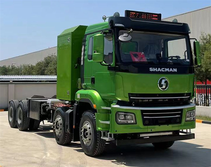 【第一商用車網(wǎng)】根據(jù)最新數(shù)據(jù)統(tǒng)計(jì)，2022年8月國內(nèi)新能源重卡市場共計(jì)銷售1847輛，環(huán)比增長28%，同比大漲127%。新能源重卡市場延續(xù)了自去年下半年以來的良好表現(xiàn)，成為重卡市場乃至整個商用車市場表現(xiàn)最為亮眼的細(xì)分領(lǐng)域。