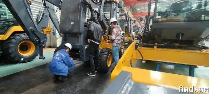 2022年1-8月，解放動力海外市場累計出口量同比增長61%，其中奧威產(chǎn)品出口同比增長215%，創(chuàng)歷史新高。