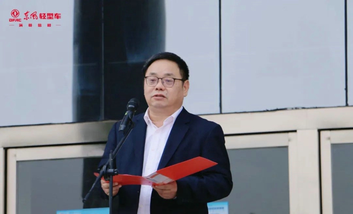 東風(fēng)汽車股份向襄陽高新區(qū)捐贈價值100萬元抗疫愛心車輛6.jpg