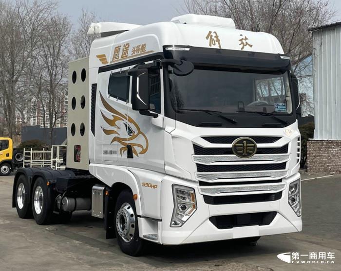 【第一商用車網(wǎng) 原創(chuàng)】在工信部第369批新車申報公示中，解放700馬力牽引車來了！