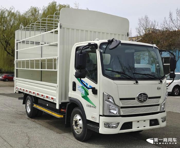 【第一商用車網 原創(chuàng)】在第370批新車申報公示中，共有30款產品掛解放牌商標，規(guī)模仍不算太大，但細看仍是亮點多多。