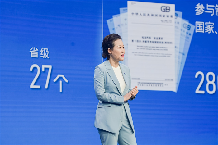 6月5日，在聯(lián)合國環(huán)境規(guī)劃署牽頭的第52個世界環(huán)境日，“為商用而生”宇通商用車技術(shù)品牌全球發(fā)布會隆重舉行。