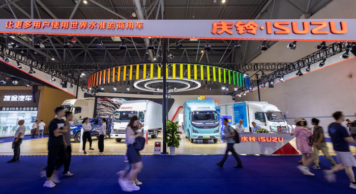 慶鈴五十鈴多款精品車型亮相第二十五屆重慶車展.png