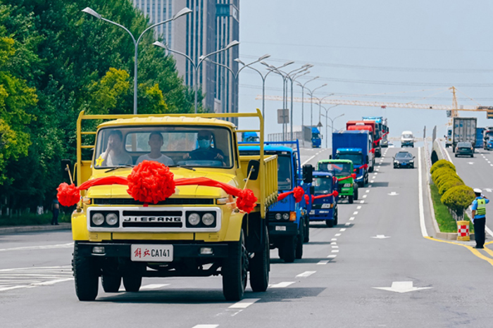 重溫第二代解放卡車CA141 7.png