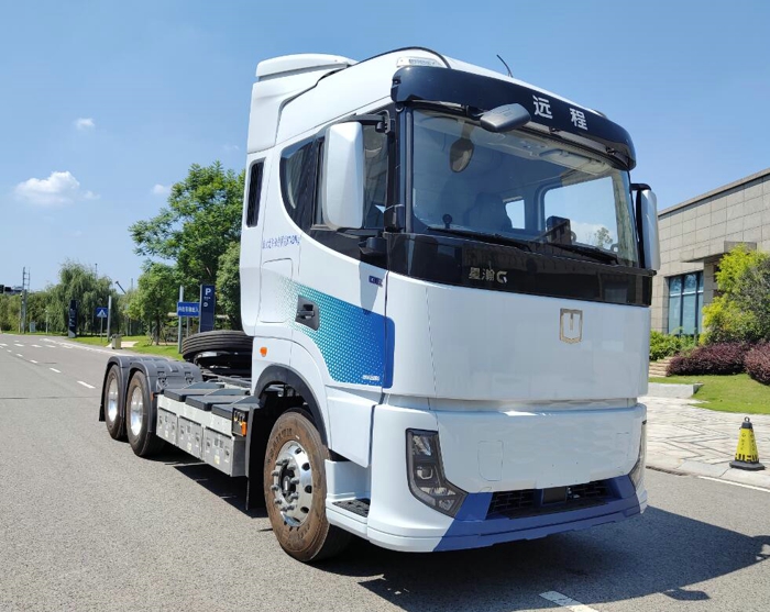 遠(yuǎn)程換電牽引車1.jpg