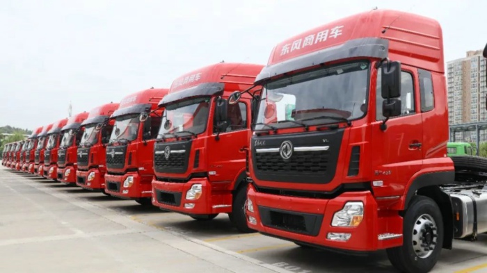 【第一商用車網(wǎng) 原創(chuàng)】7月份，商用車整體銷量環(huán)比6月份有所下滑，同比則繼續(xù)增長(zhǎng)，但增幅有所縮窄，具體到各個(gè)細(xì)分市場(chǎng)來看，增長(zhǎng)，仍是7月份商用車市場(chǎng)的主要關(guān)鍵詞。